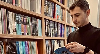 Yozgatlı şair Umut Furkan Çakır’a Mavi Kuş Edebiyat Ödülü