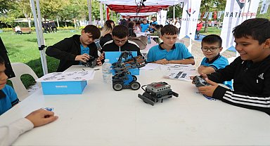 Yunusemre’de bilim şenliği başladı