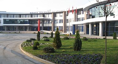 Zafer Partili Aslan’dan Düzce Belediyesi'nin merkez binasının yıkım kararına tepki: 