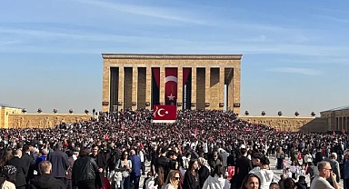 10 Kasım’da Anıtkabir’e 1 milyon 219 bin kişi ziyaret gerçekleştirdi