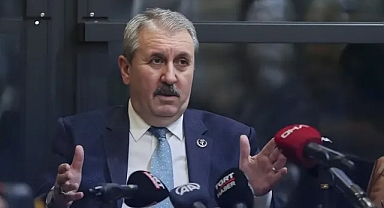 Destici’den İmralı uyarısı: Teröristin başı müzakereyle değil ezilerek yok edilir