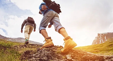 Günde 20 dakikalık doğa yürüyüşü stres hormonlarını azaltıyor