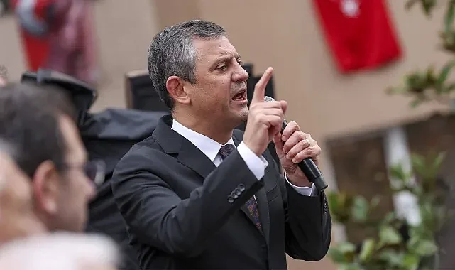 Özgür Özel: Türkiye'de hukuk artık silah gibi kullanılıyor