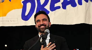 Zohran Mamdani New York’ta tarihi zafer kazandı