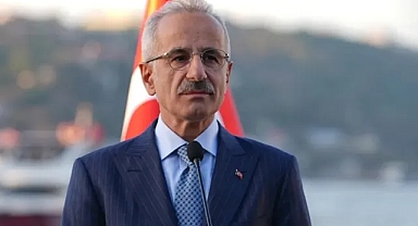 Uraloğlu: Düşen askeri uçakla ilgili gelişmeleri yakından takip ediyoruz