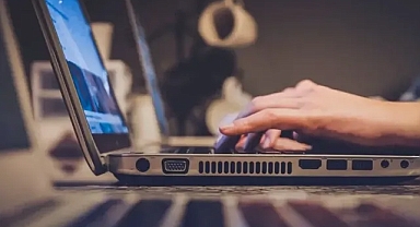 6 yaşındaki çocuk AI ile site kurdu: Telif hırsızlığı artık çocuk oyuncağı