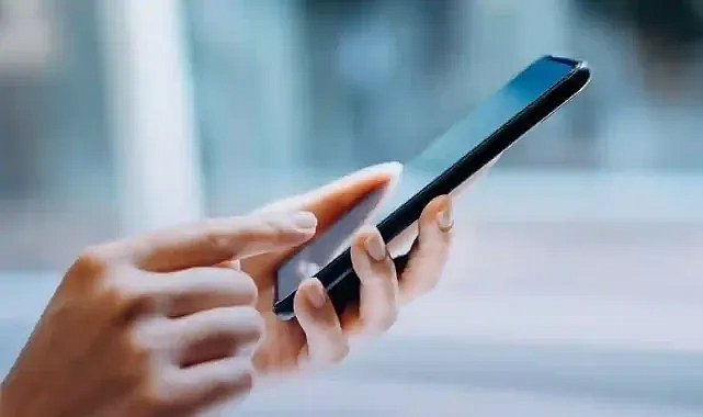 Cep telefonu aboneliği sil baştan: Açık hatlar kapanacak