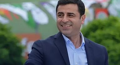 Demirtaş'tan çağrı: Öcalan toplumla doğrudan konuşmalı