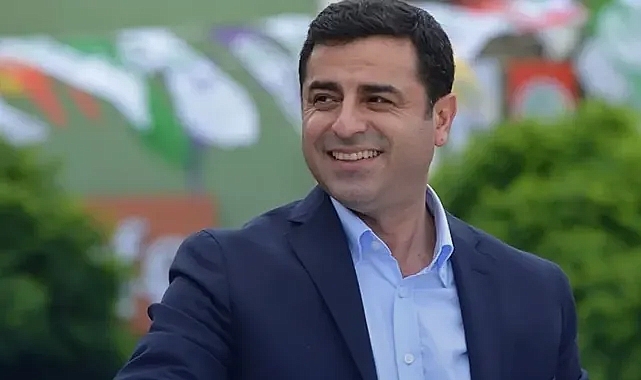 Demirtaş'tan çağrı: Öcalan toplumla doğrudan konuşmalı