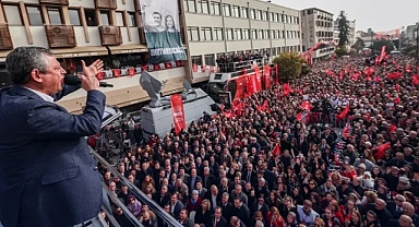 Özgür Özel Edirne’den seslendi: AKP salonların partisi oldu