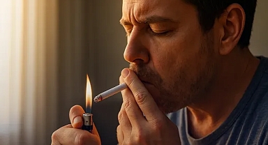 Sabah gözünü açar açmaz sigara yakanlara şok uyarı: Kanser riskiniz ikiye katlanıyor