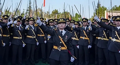 Teğmenlerin komutanı davayı kazandı: İhraç kararı iptal edildi