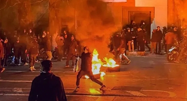 İran yangın yerine döndü can kaybı 2 bin 500’ü aştı