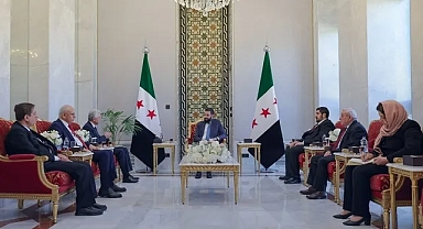 Ahmed el-Şara, Kürt Ulusal Konseyi ile görüştü, anayasal hak vurgusu yaptı