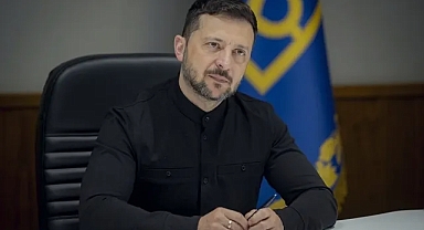 Zelenski: Üçlü görüşmeler için net tarih bekliyoruz